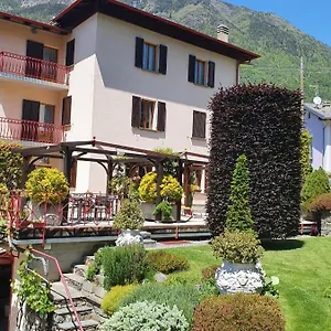 La Casa Rosa Sernio